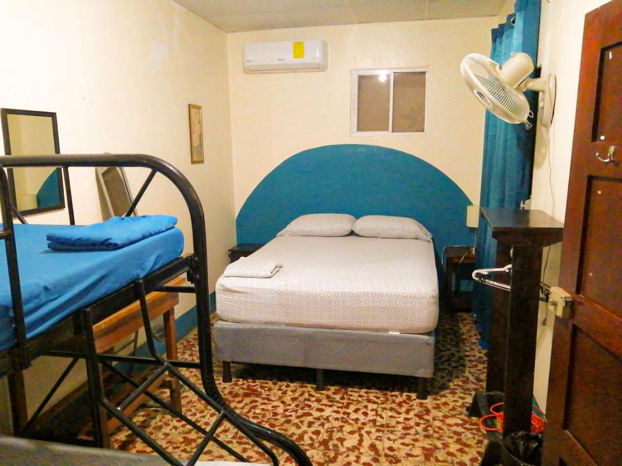 Hostal El Rio Leon Luaran gambar